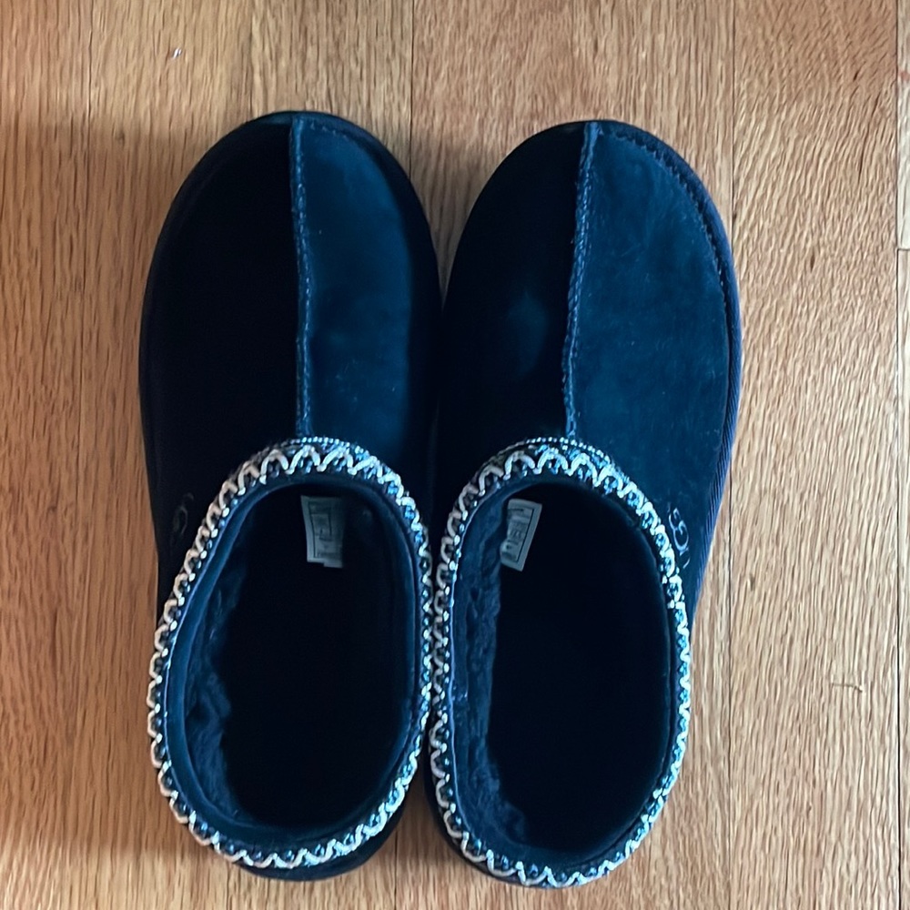 UGG® Tasman II Casual Shoe - Little Kid / Big Kid - Black suede